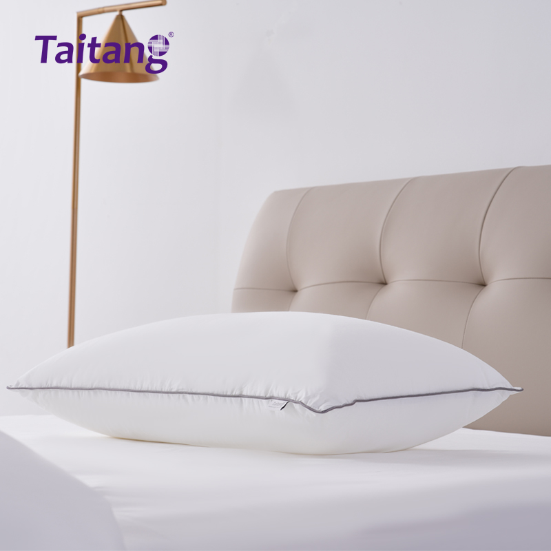 枕芯全棉防羽布-1300克羽丝棉