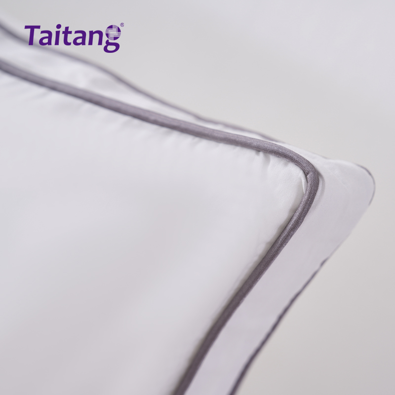 枕芯全棉防羽布-1400克羽丝棉